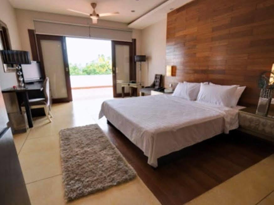 Riverview Cambodia Boutique Hotel Phnom Penh Zewnętrze zdjęcie