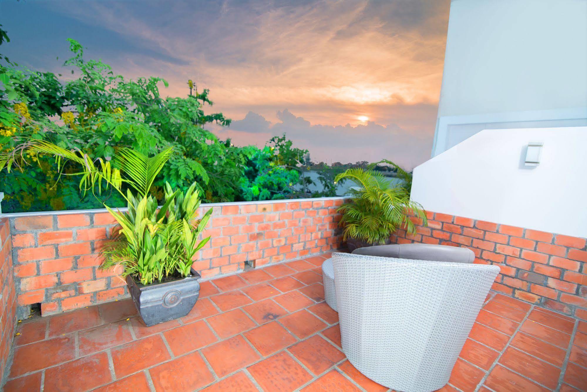 Riverview Cambodia Boutique Hotel Phnom Penh Zewnętrze zdjęcie